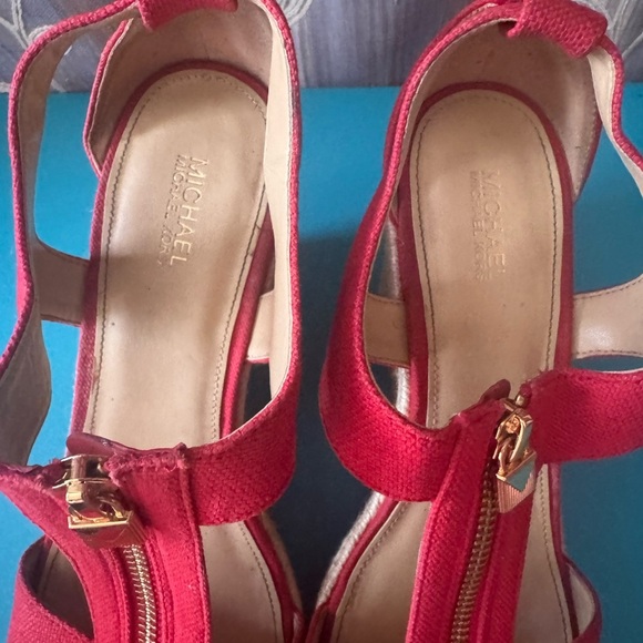 NEW Womens Michael Kors Janet Wedges Red - Picture 4 of 10